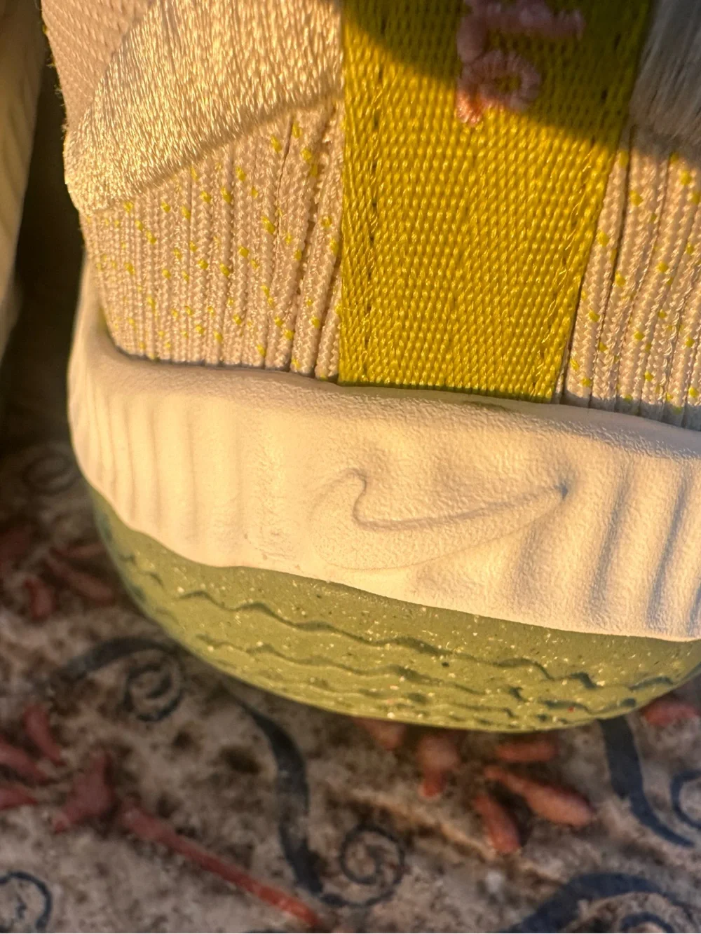 Nike Cosmic Unity 3 